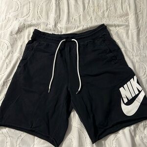 Nike Men’s large shorts